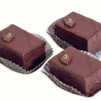 Sacher leivos